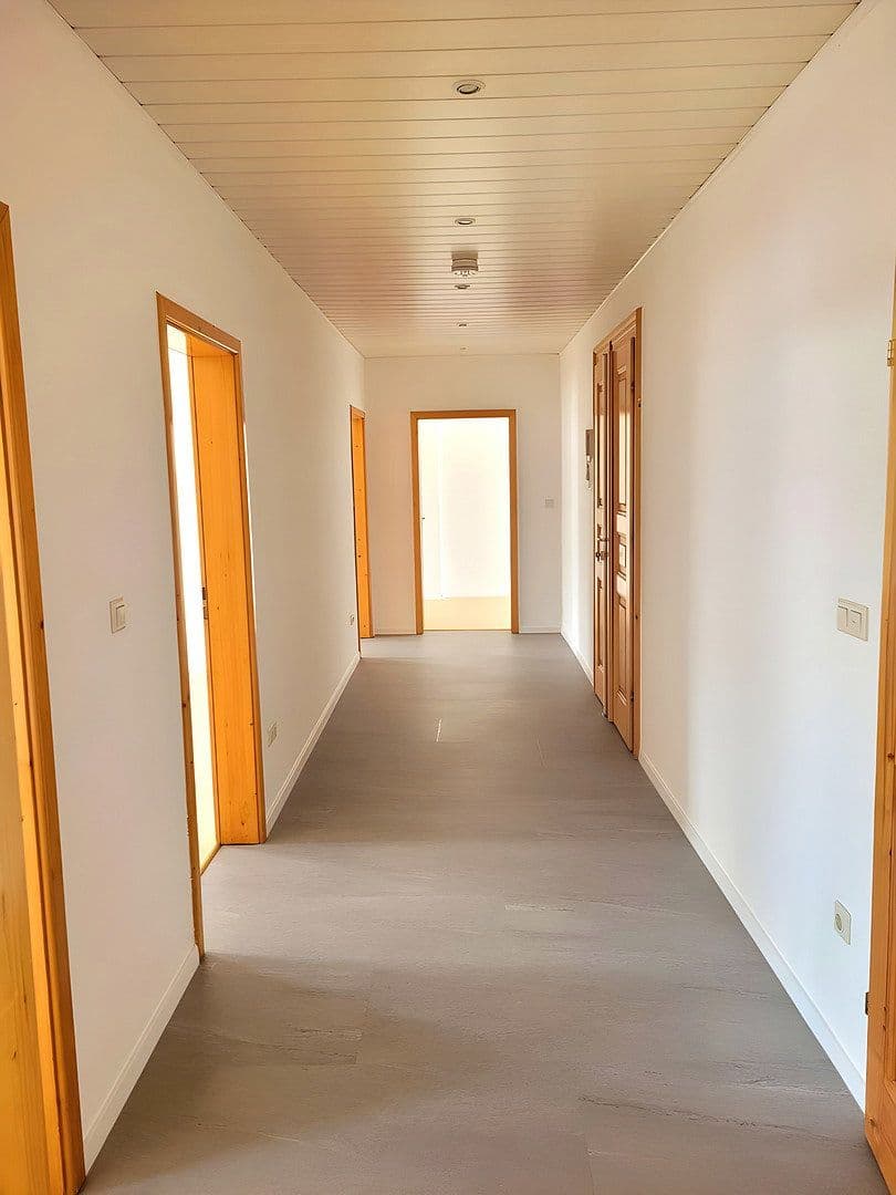 Pronájem bytu 4+1 115 m², Dieskaustraße 224, Leipzig, Sasko Pronájem bytu 4+1 115 m², Dieskaustraße 224, Leipzig, Sasko