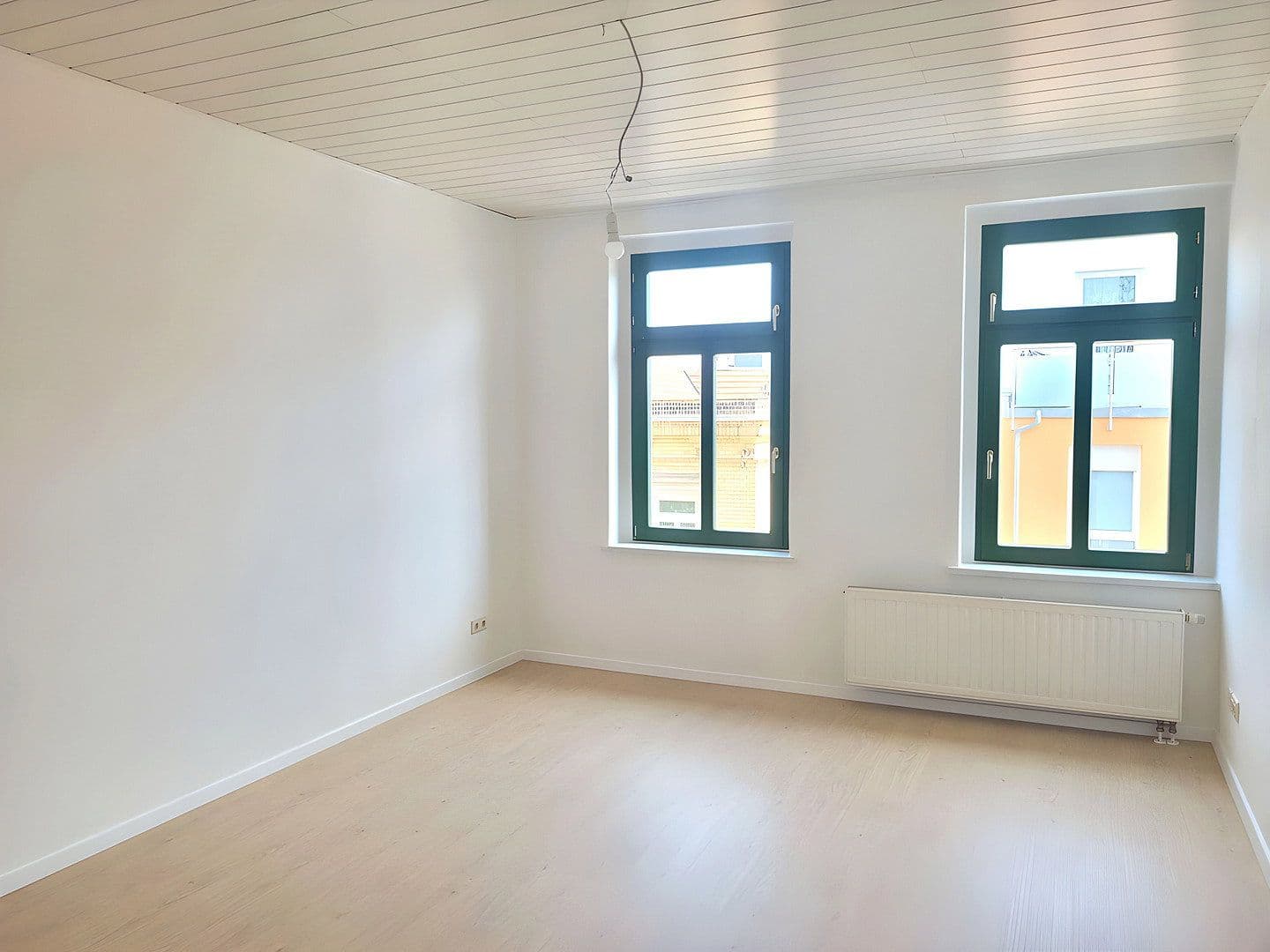 Pronájem bytu 4+1 115 m², Dieskaustraße 224, Leipzig, Sasko Pronájem bytu 4+1 115 m², Dieskaustraße 224, Leipzig, Sasko