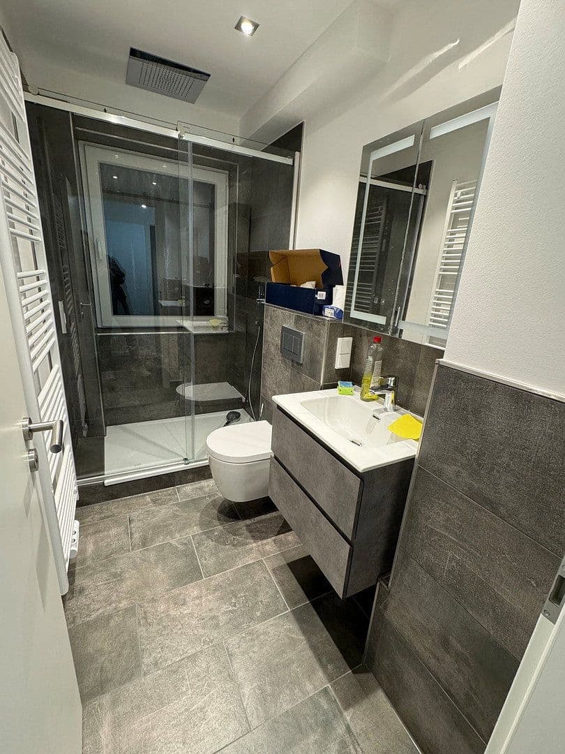 Pronájem bytu 3+1 58 m², Sigmund-Freud-Straße 43, Frankfurt am Main, Hessen Pronájem bytu 3+1 58 m², Sigmund-Freud-Straße 43, Frankfurt am Main, Hessen