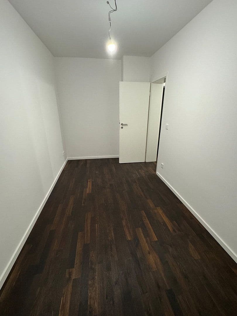 Pronájem bytu 3+1 58 m², Sigmund-Freud-Straße 43, Frankfurt am Main, Hessen Pronájem bytu 3+1 58 m², Sigmund-Freud-Straße 43, Frankfurt am Main, Hessen
