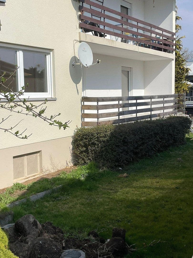 Pronájem bytu 3+1 89 m², Ricca Bona Strasse 3, Wallersdorf, Bavorsko Pronájem bytu 3+1 89 m², Ricca Bona Strasse 3, Wallersdorf, Bavorsko
