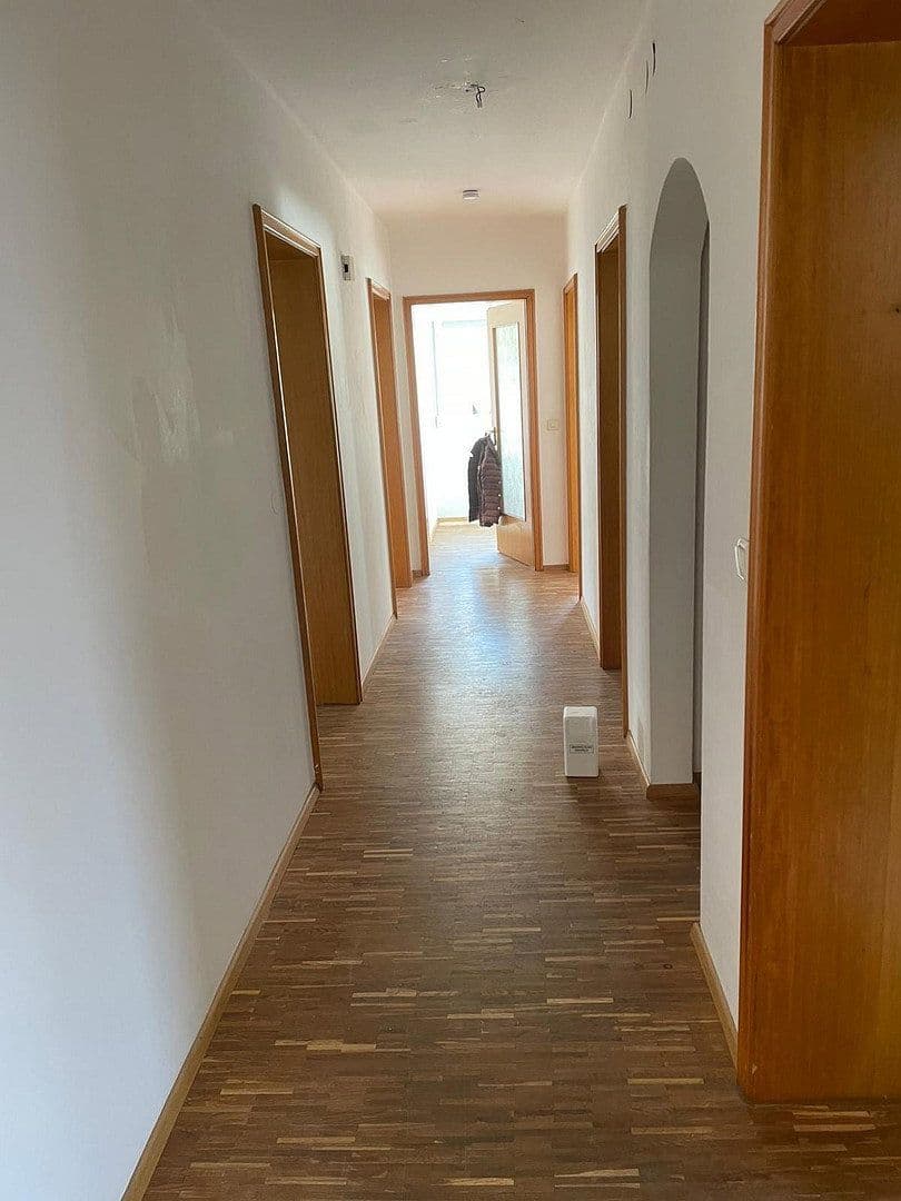 Pronájem bytu 3+1 89 m², Ricca Bona Strasse 3, Wallersdorf, Bavorsko Pronájem bytu 3+1 89 m², Ricca Bona Strasse 3, Wallersdorf, Bavorsko