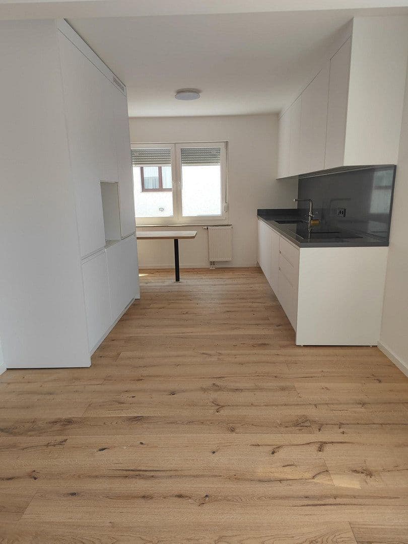 Prodej bytu 3+1 68 m², Neuhausen auf den Fildern, Bádensko-Württembersko Prodej bytu 3+1 68 m², Neuhausen auf den Fildern, Bádensko-Württembersko