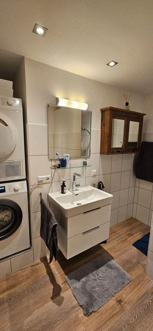 Pronájem bytu 2+1 39 m², Erlangen, Bavorsko Pronájem bytu 2+1 39 m², Erlangen, Bavorsko