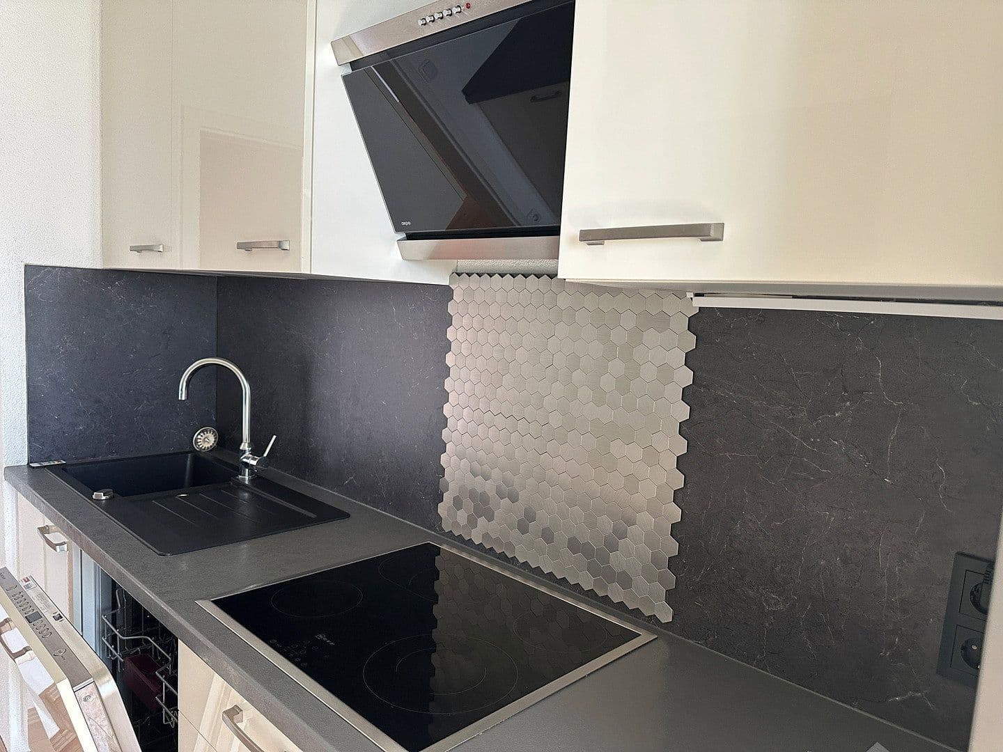 Prodej bytu 3+kk 88 m², St. Georgen im Schwarzwald, Bádensko-Württembersko Prodej bytu 3+kk 88 m², St. Georgen im Schwarzwald, Bádensko-Württembersko