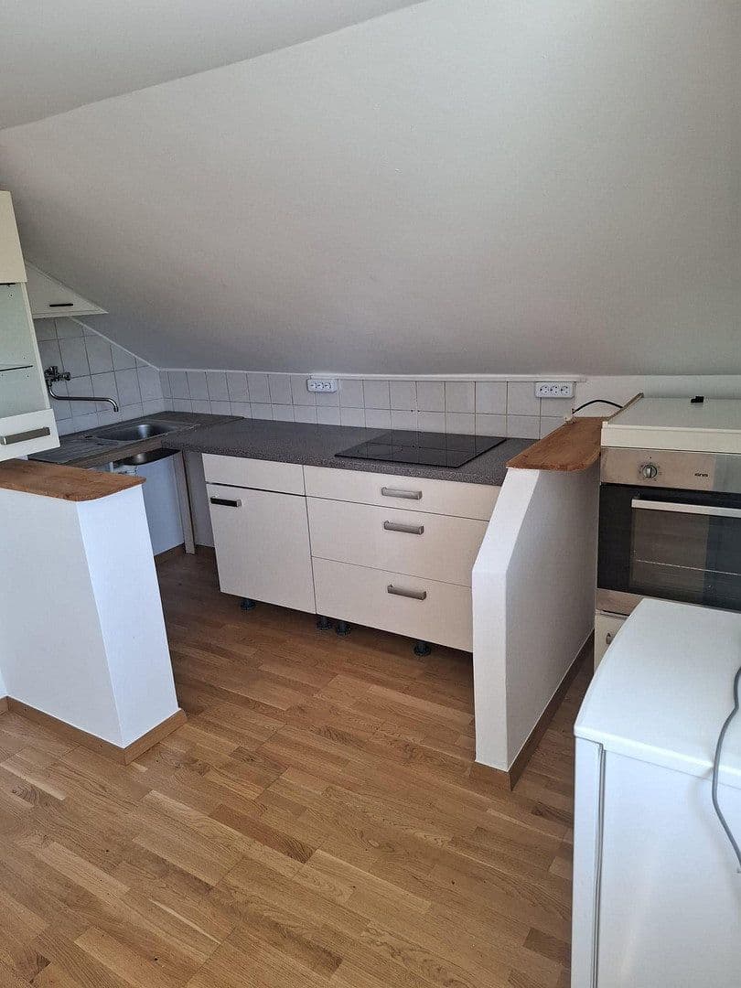 Pronájem bytu 2+1 50 m², Langquaid, Bavorsko Pronájem bytu 2+1 50 m², Langquaid, Bavorsko