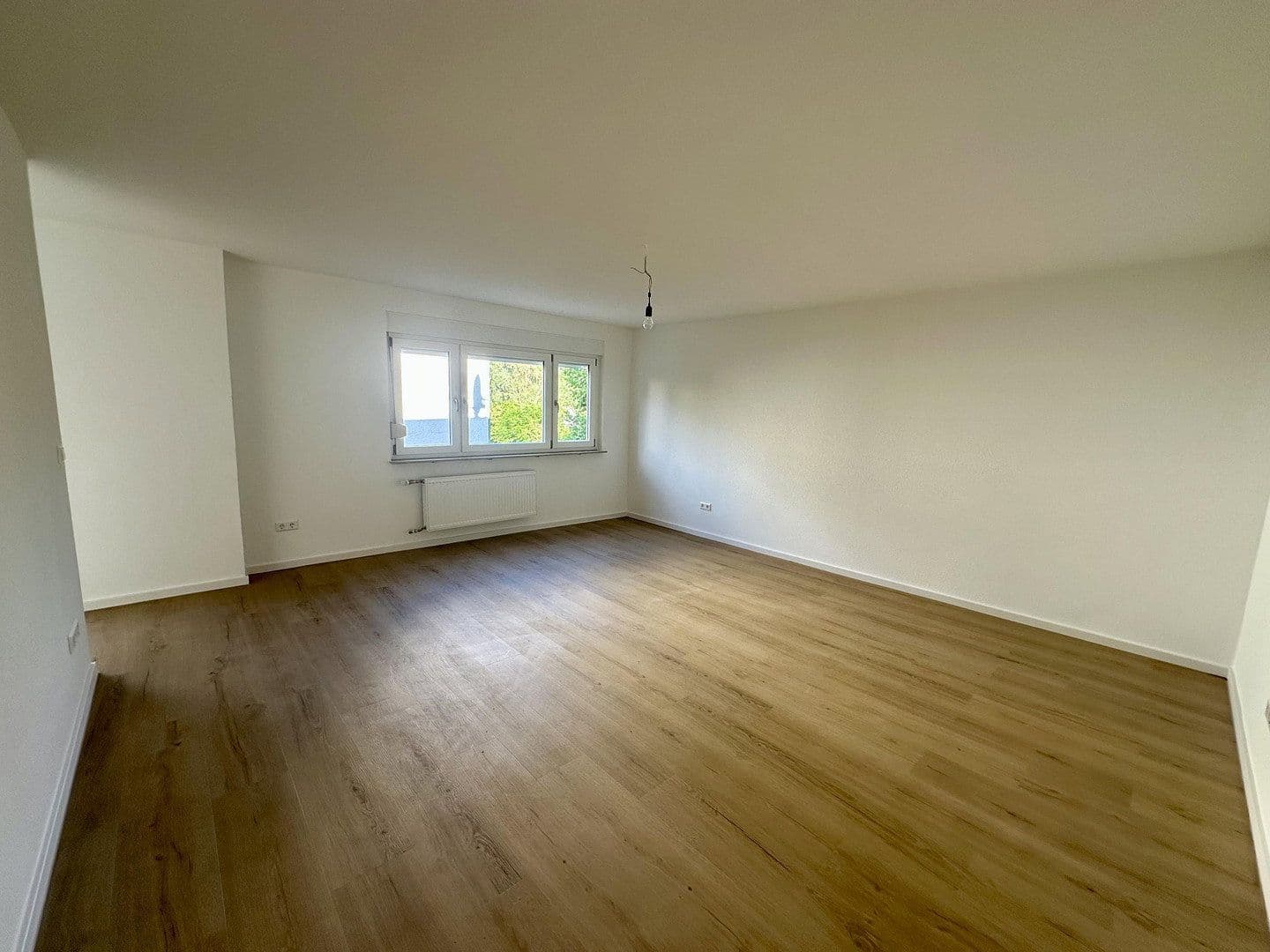Pronájem bytu 1+1 38 m², Steinhaldestraße 32, Heilbronn, Bádensko-Württembersko Pronájem bytu 1+1 38 m², Steinhaldestraße 32, Heilbronn, Bádensko-Württembersko