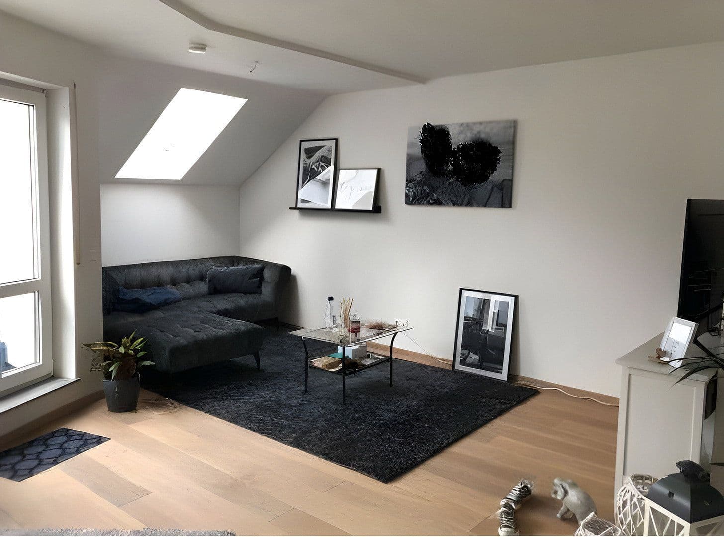 Pronájem bytu 3+1 68 m², Königsteiner Straße 218a, Bad Soden am Taunus, Hessen Pronájem bytu 3+1 68 m², Königsteiner Straße 218a, Bad Soden am Taunus, Hessen
