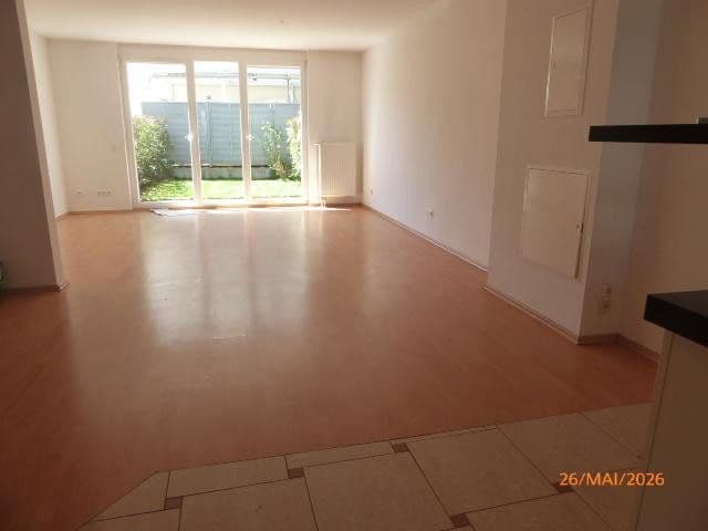 Prodej domu 145 m², pozemek 208 m², Am weißkirchener Berg 3a, Frankfurt, Hessen Prodej domu 145 m², pozemek 208 m², Am weißkirchener Berg 3a, Frankfurt, Hessen