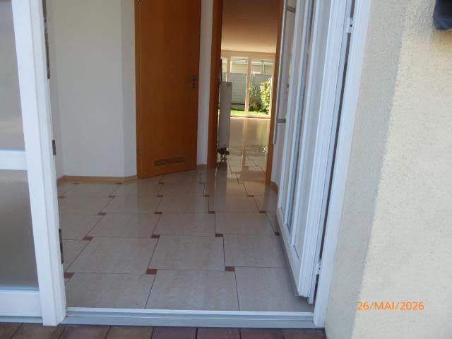 Prodej domu 145 m², pozemek 208 m², Am weißkirchener Berg 3a, Frankfurt, Hessen Prodej domu 145 m², pozemek 208 m², Am weißkirchener Berg 3a, Frankfurt, Hessen
