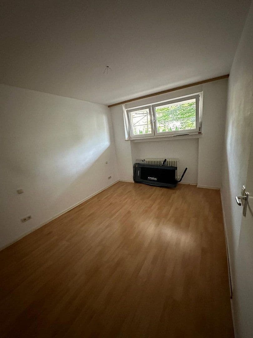 Pronájem bytu 3+1 80 m², Offenbach, Hessen Pronájem bytu 3+1 80 m², Offenbach, Hessen