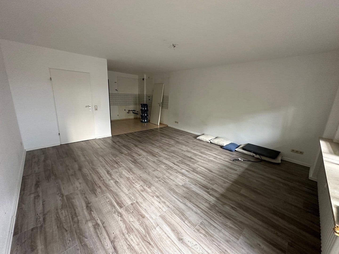 Pronájem bytu 3+1 80 m², Offenbach, Hessen Pronájem bytu 3+1 80 m², Offenbach, Hessen