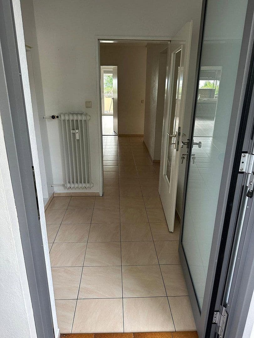 Pronájem bytu 3+1 80 m², Offenbach, Hessen Pronájem bytu 3+1 80 m², Offenbach, Hessen