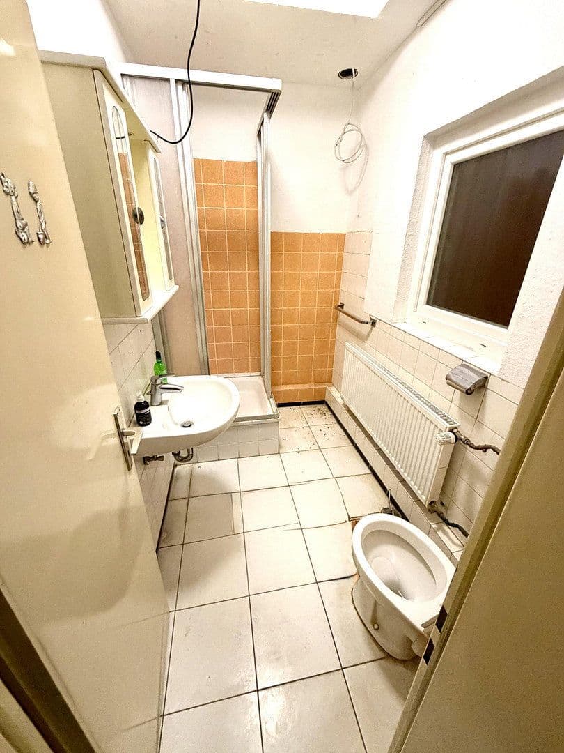 Pronájem bytu 1+1 20 m², Kaiser Str. 41, Friedberg (Hessen), Hessen Pronájem bytu 1+1 20 m², Kaiser Str. 41, Friedberg (Hessen), Hessen
