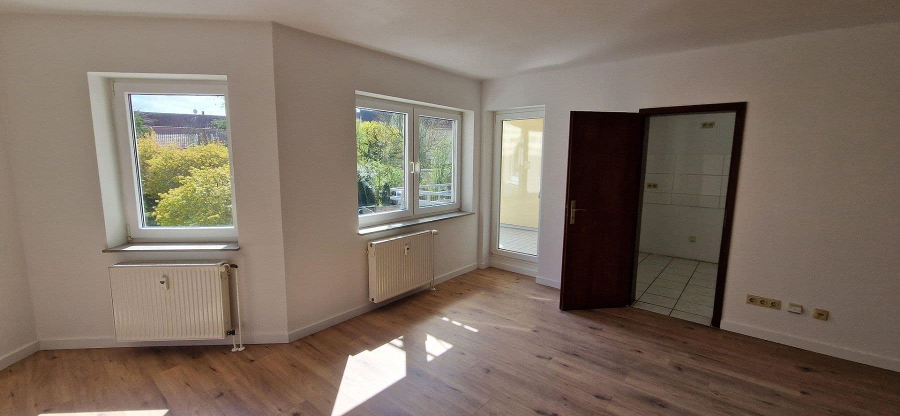 Pronájem bytu 3+1 91 m², Krumme Straße 14, Stadthagen, Dolní Sasko Pronájem bytu 3+1 91 m², Krumme Straße 14, Stadthagen, Dolní Sasko