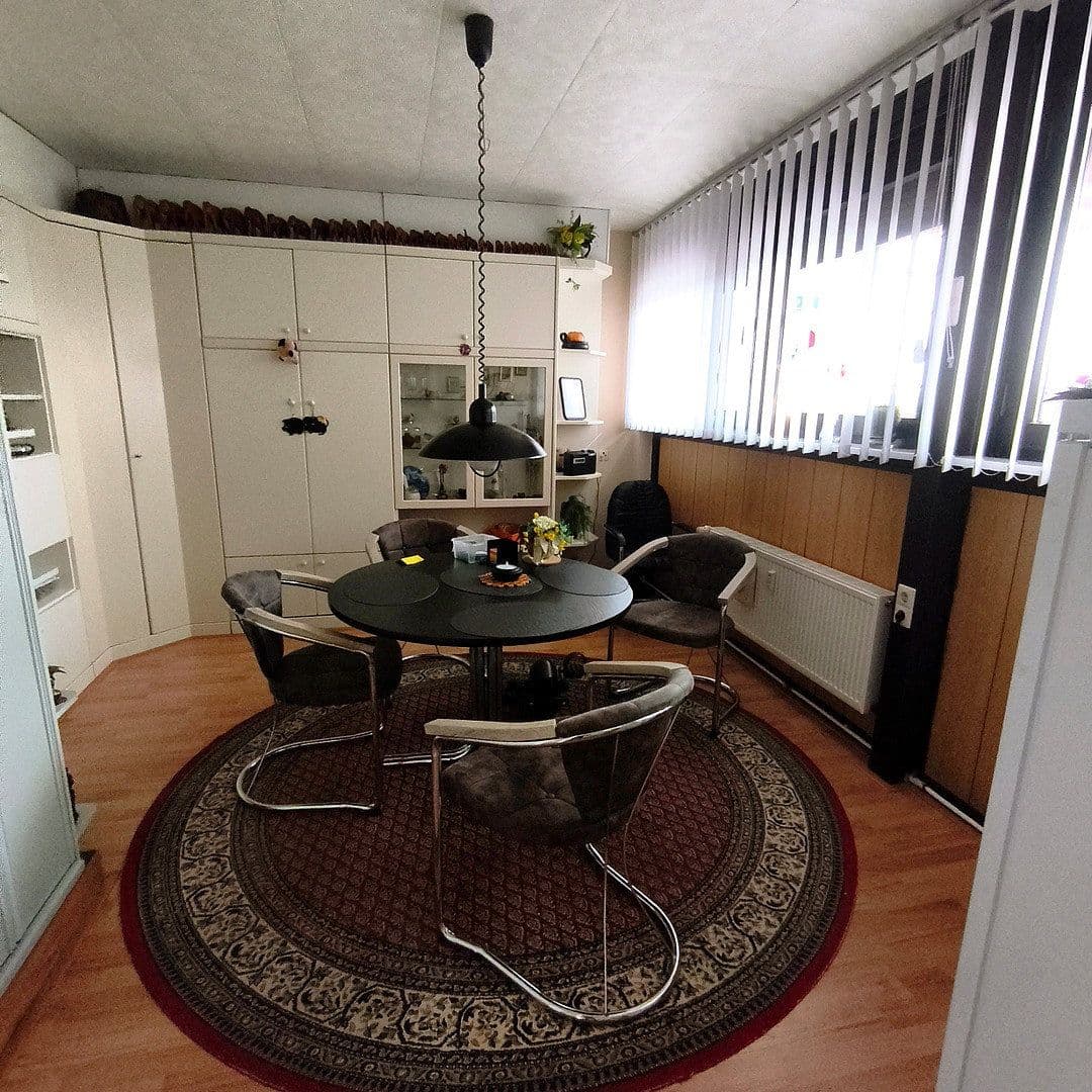 Prodej bytu 3+1 87 m², Klein-von-Diepold-Straße 10, Emden, Dolní Sasko Prodej bytu 3+1 87 m², Klein-von-Diepold-Straße 10, Emden, Dolní Sasko