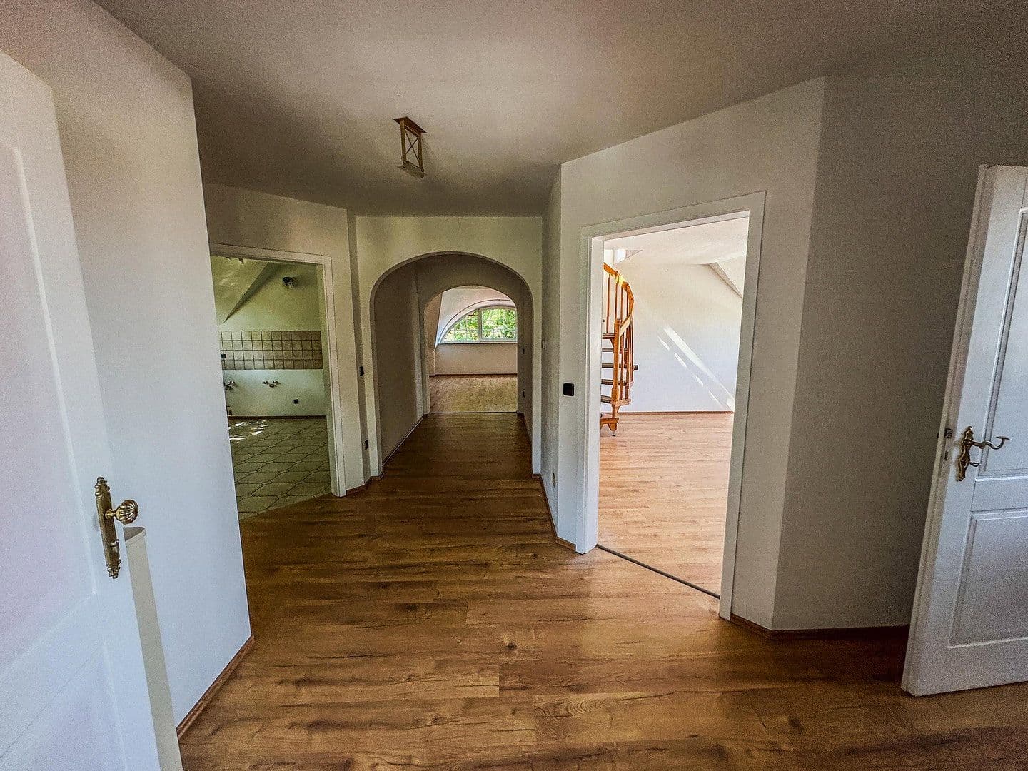 Pronájem bytu 3+1 120 m², Zirndorf, Bavorsko Pronájem bytu 3+1 120 m², Zirndorf, Bavorsko