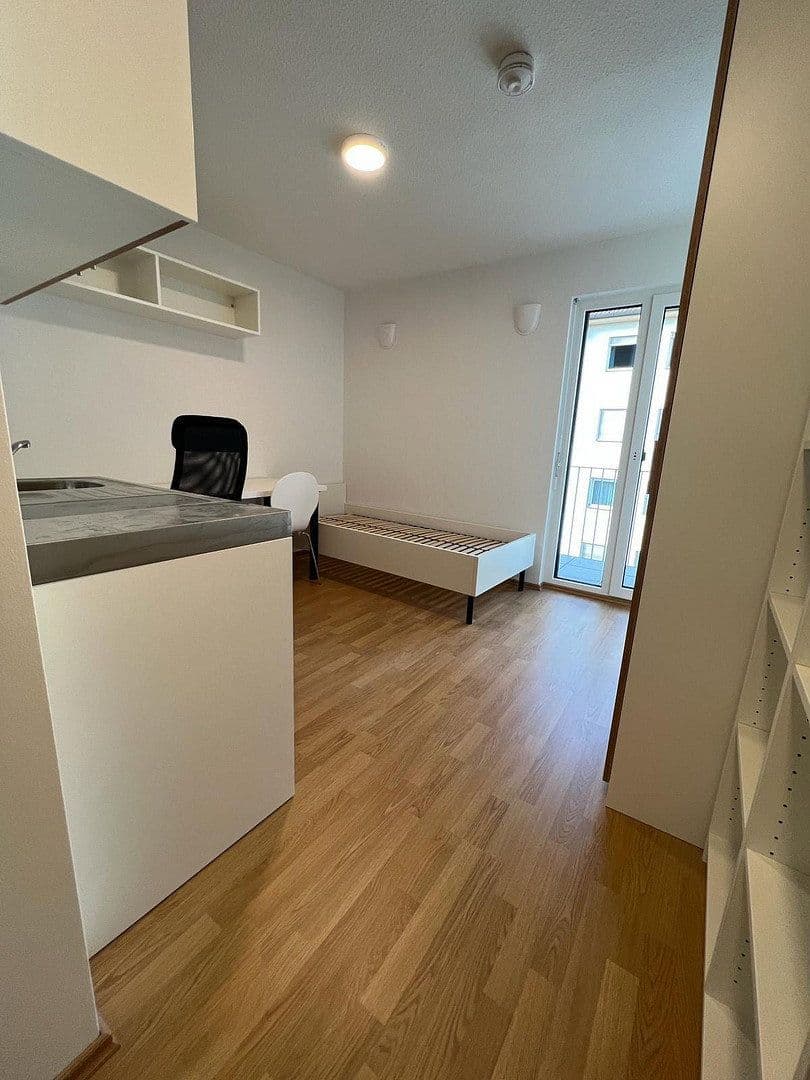 Pronájem bytu 1+1 24 m², Künhoferstraße 22, Nürnberg, Bavorsko Pronájem bytu 1+1 24 m², Künhoferstraße 22, Nürnberg, Bavorsko