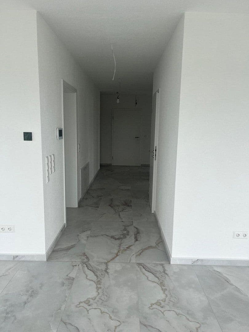 Pronájem bytu 4+1 130 m², Kastanienring 53, Bad Rappenau, Bádensko-Württembersko Pronájem bytu 4+1 130 m², Kastanienring 53, Bad Rappenau, Bádensko-Württembersko