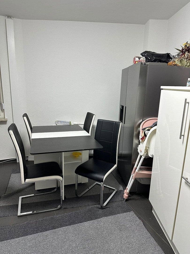 Pronájem bytu 3+1 67 m², Dollendorfstr. 27, Essen, Severní Porýní-Vestfálsko Pronájem bytu 3+1 67 m², Dollendorfstr. 27, Essen, Severní Porýní-Vestfálsko