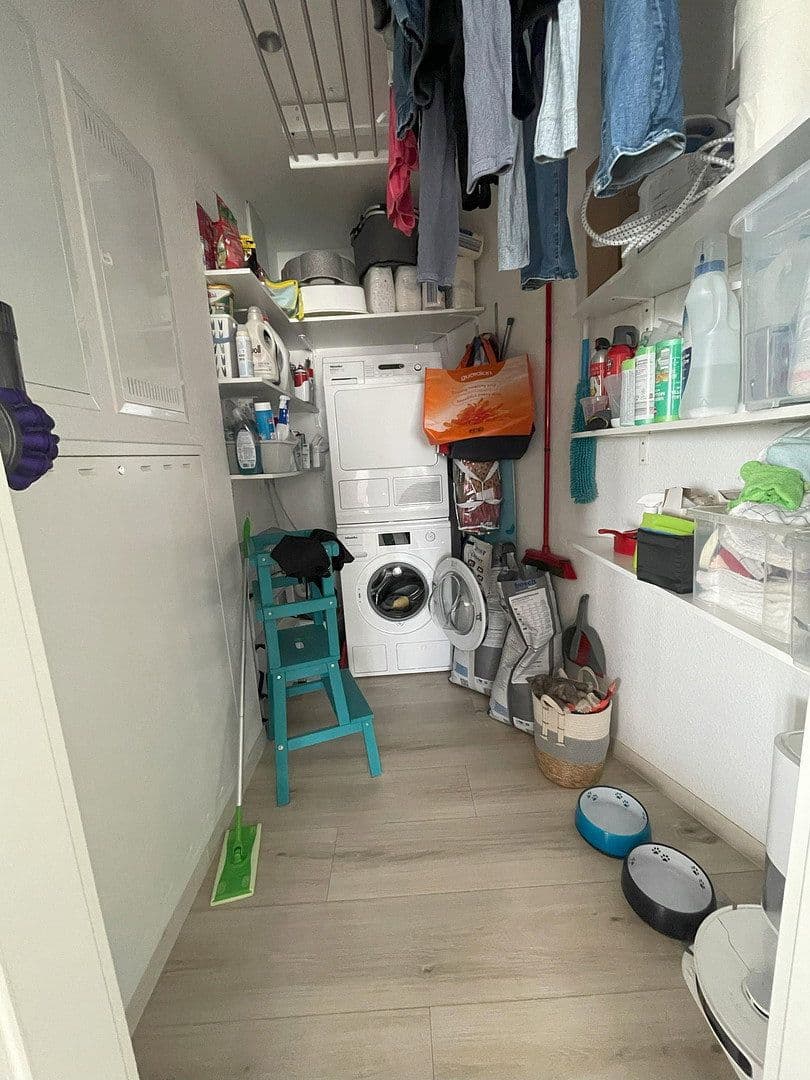 Prodej bytu 4+1 129 m², Ida-Dehmel-Ring 85, Mannheim, Bádensko-Württembersko Prodej bytu 4+1 129 m², Ida-Dehmel-Ring 85, Mannheim, Bádensko-Württembersko