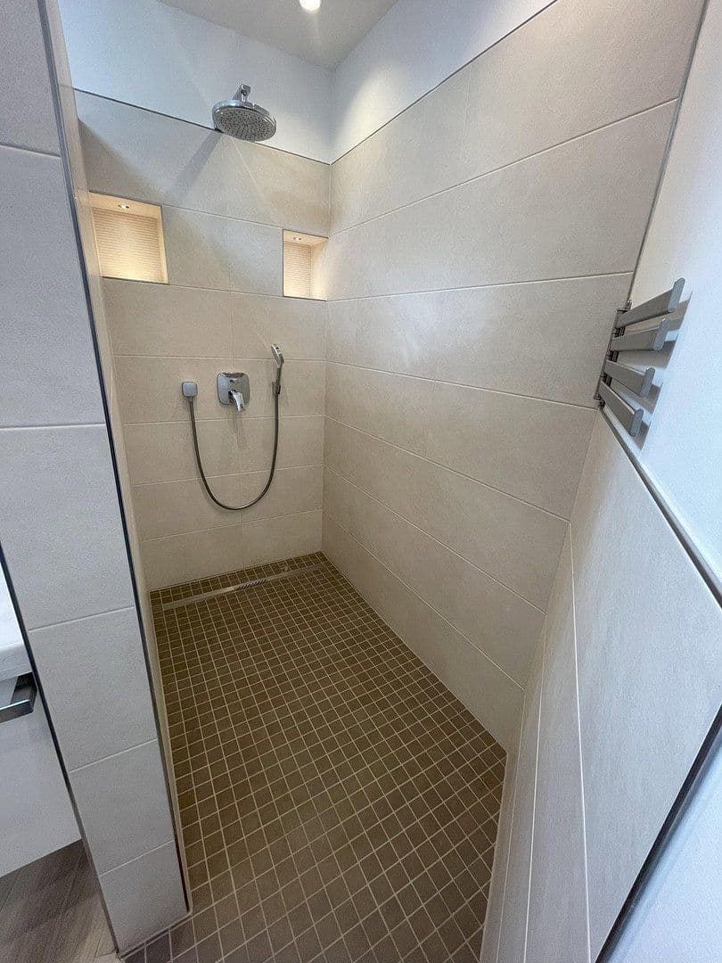 Prodej bytu 4+1 129 m², Ida-Dehmel-Ring 85, Mannheim, Bádensko-Württembersko Prodej bytu 4+1 129 m², Ida-Dehmel-Ring 85, Mannheim, Bádensko-Württembersko