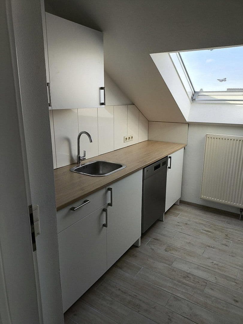 Pronájem bytu 3+1 70 m², Lorsch, Hessen Pronájem bytu 3+1 70 m², Lorsch, Hessen