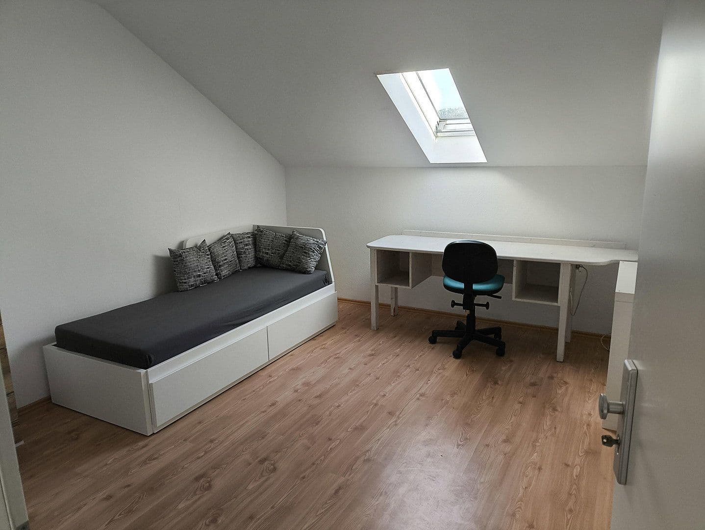 Pronájem bytu 3+1 70 m², Lorsch, Hessen Pronájem bytu 3+1 70 m², Lorsch, Hessen