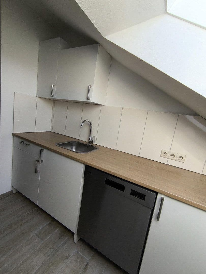 Pronájem bytu 3+1 70 m², Lorsch, Hessen Pronájem bytu 3+1 70 m², Lorsch, Hessen