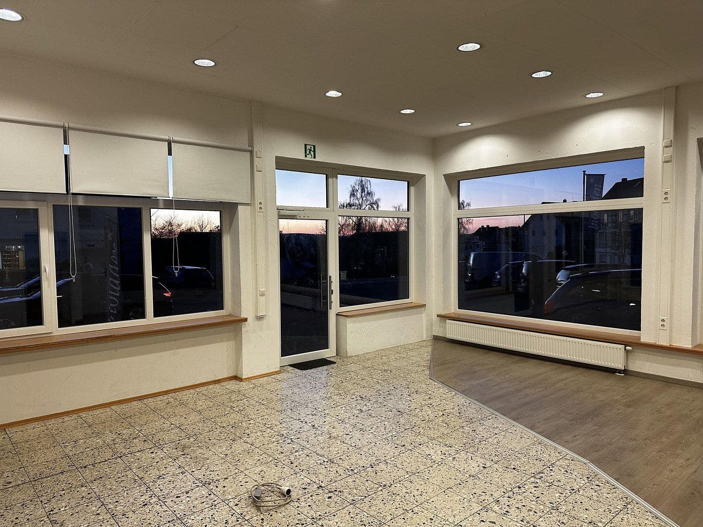 Pronájem kanceláře 124 m², Alte Landstraße 18, Ebsdorfergrund, Hessen Pronájem kanceláře 124 m², Alte Landstraße 18, Ebsdorfergrund, Hessen