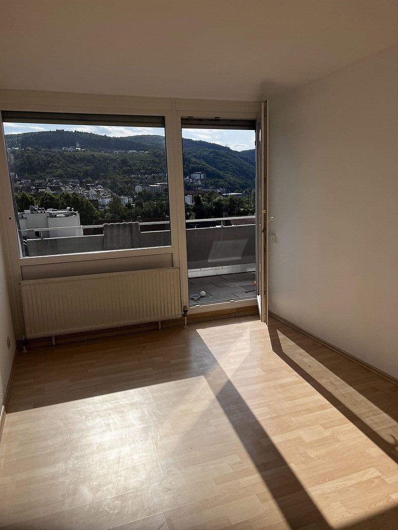 Prodej bytu 2+1 76 m², Bingen am Rhein, Porýní-Falc Prodej bytu 2+1 76 m², Bingen am Rhein, Porýní-Falc