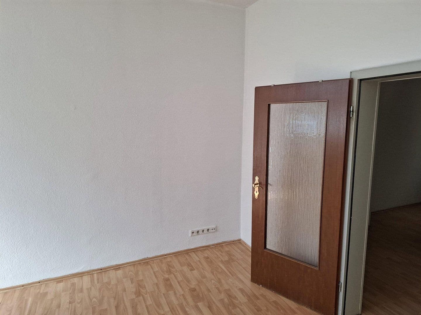 Pronájem bytu 2+kk 70 m², Plateniustr. 18, Wuppertal, Severní Porýní-Vestfálsko Pronájem bytu 2+kk 70 m², Plateniustr. 18, Wuppertal, Severní Porýní-Vestfálsko