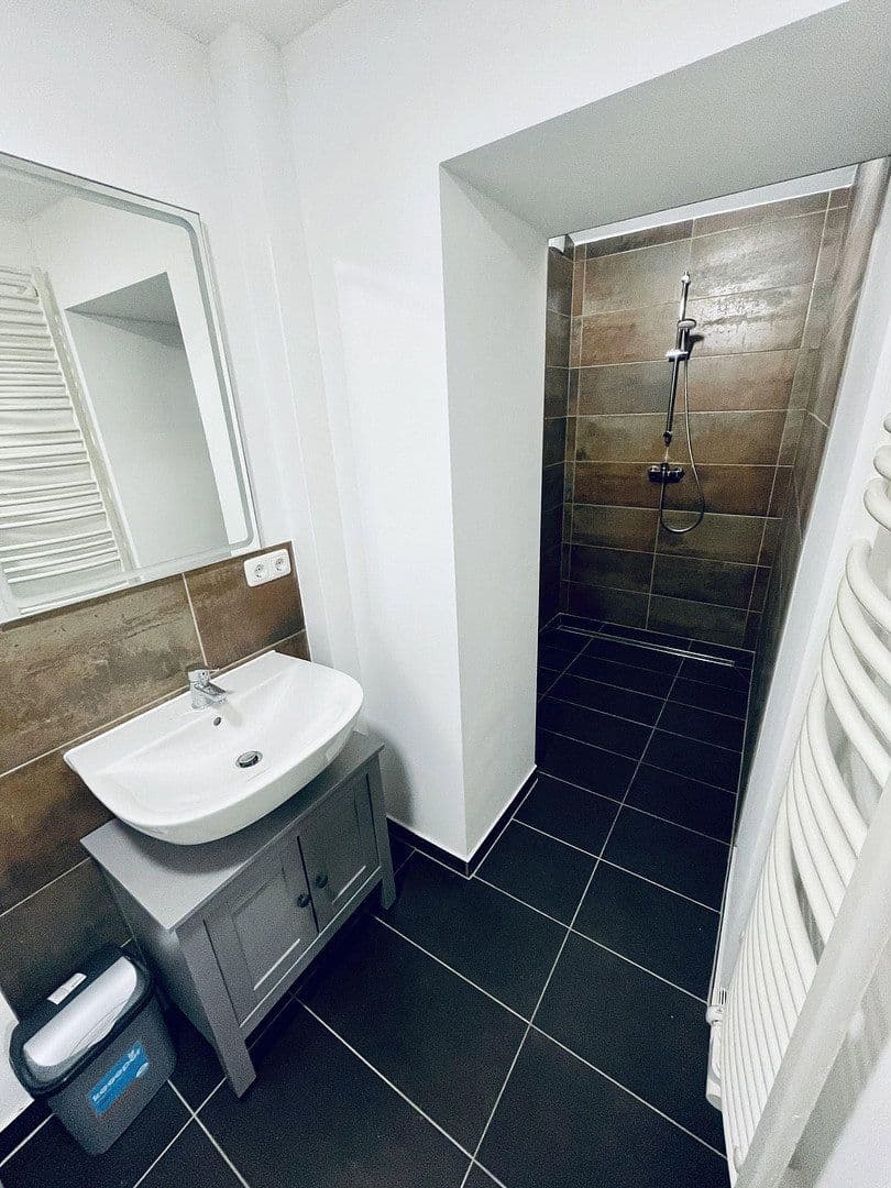 Prodej domu 220 m², pozemek 662 m², Freiheit 3, Kaiserpfalz, Sasko-Anhaltsko Prodej domu 220 m², pozemek 662 m², Freiheit 3, Kaiserpfalz, Sasko-Anhaltsko