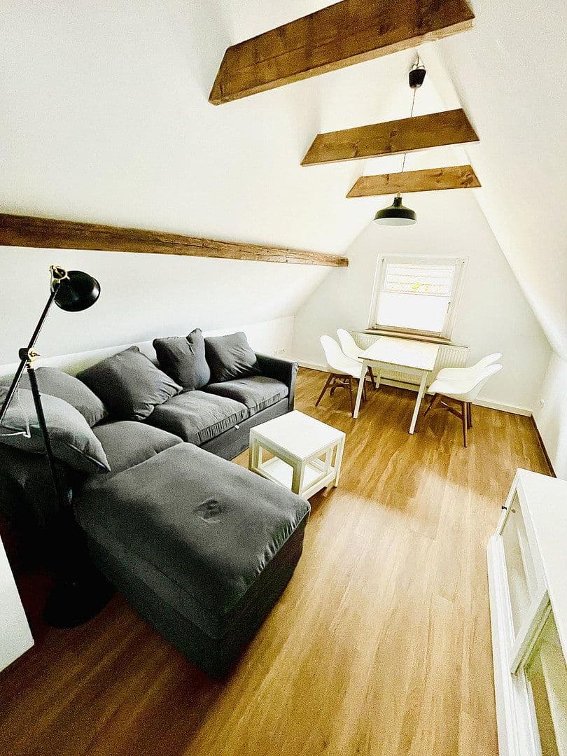 Prodej domu 220 m², pozemek 662 m², Freiheit 3, Kaiserpfalz, Sasko-Anhaltsko Prodej domu 220 m², pozemek 662 m², Freiheit 3, Kaiserpfalz, Sasko-Anhaltsko
