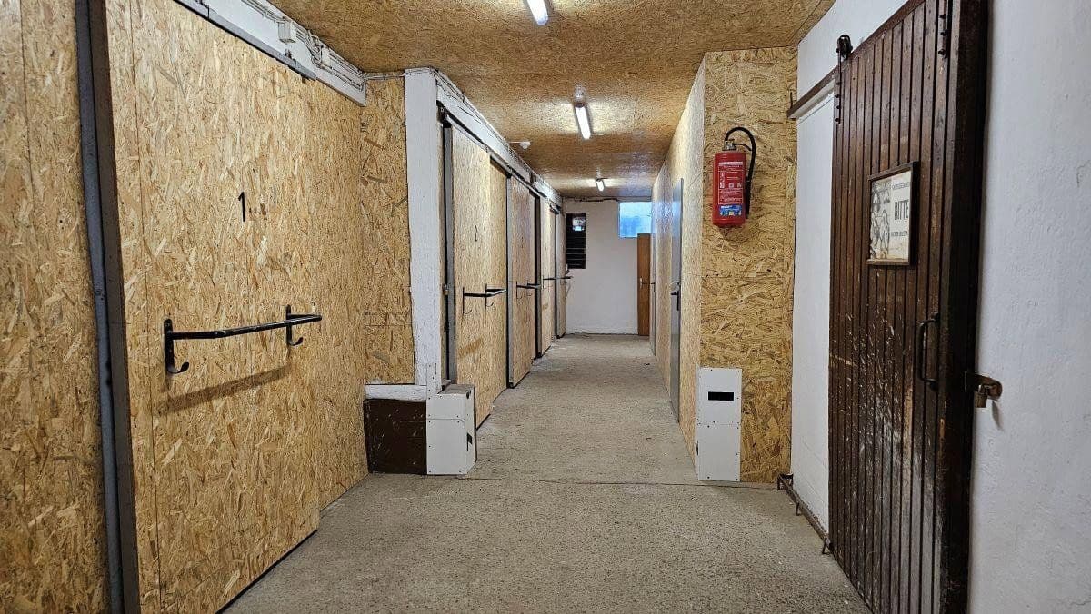 Pronájem nebytového prostoru 11 m², Scheerwiesenweg 55, Schwieberdingen, Bádensko-Württembersko Pronájem nebytového prostoru 11 m², Scheerwiesenweg 55, Schwieberdingen, Bádensko-Württembersko