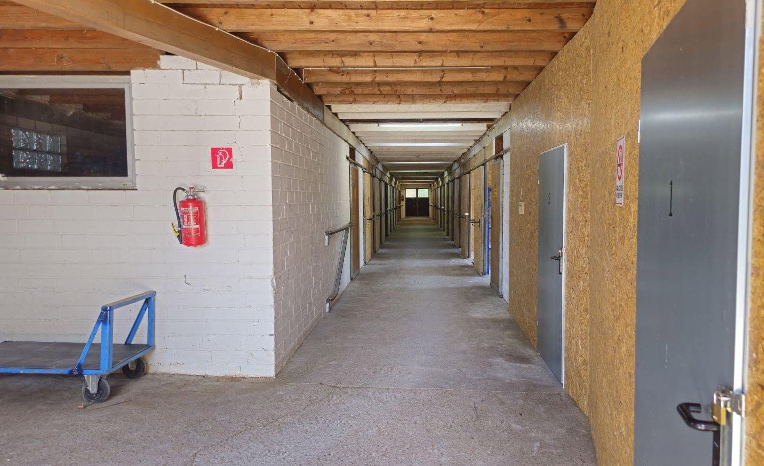 Pronájem nebytového prostoru 11 m², Scheerwiesenweg 55, Schwieberdingen, Bádensko-Württembersko Pronájem nebytového prostoru 11 m², Scheerwiesenweg 55, Schwieberdingen, Bádensko-Württembersko