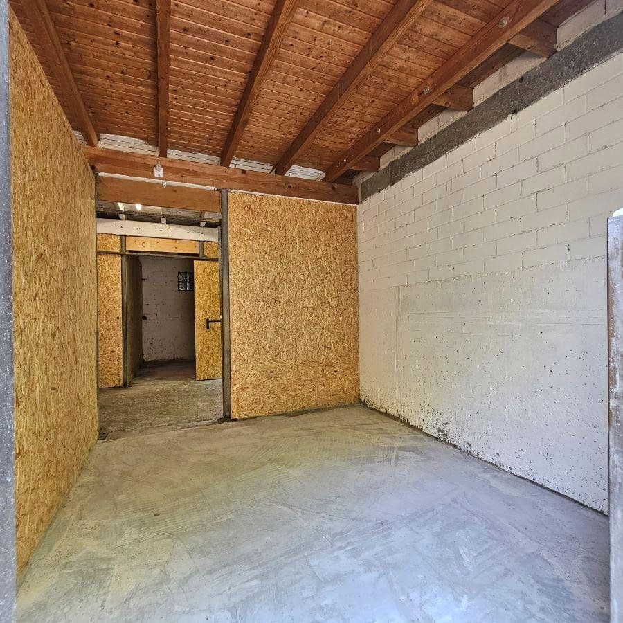 Pronájem nebytového prostoru 11 m², Scheerwiesenweg 55, Schwieberdingen, Bádensko-Württembersko Pronájem nebytového prostoru 11 m², Scheerwiesenweg 55, Schwieberdingen, Bádensko-Württembersko
