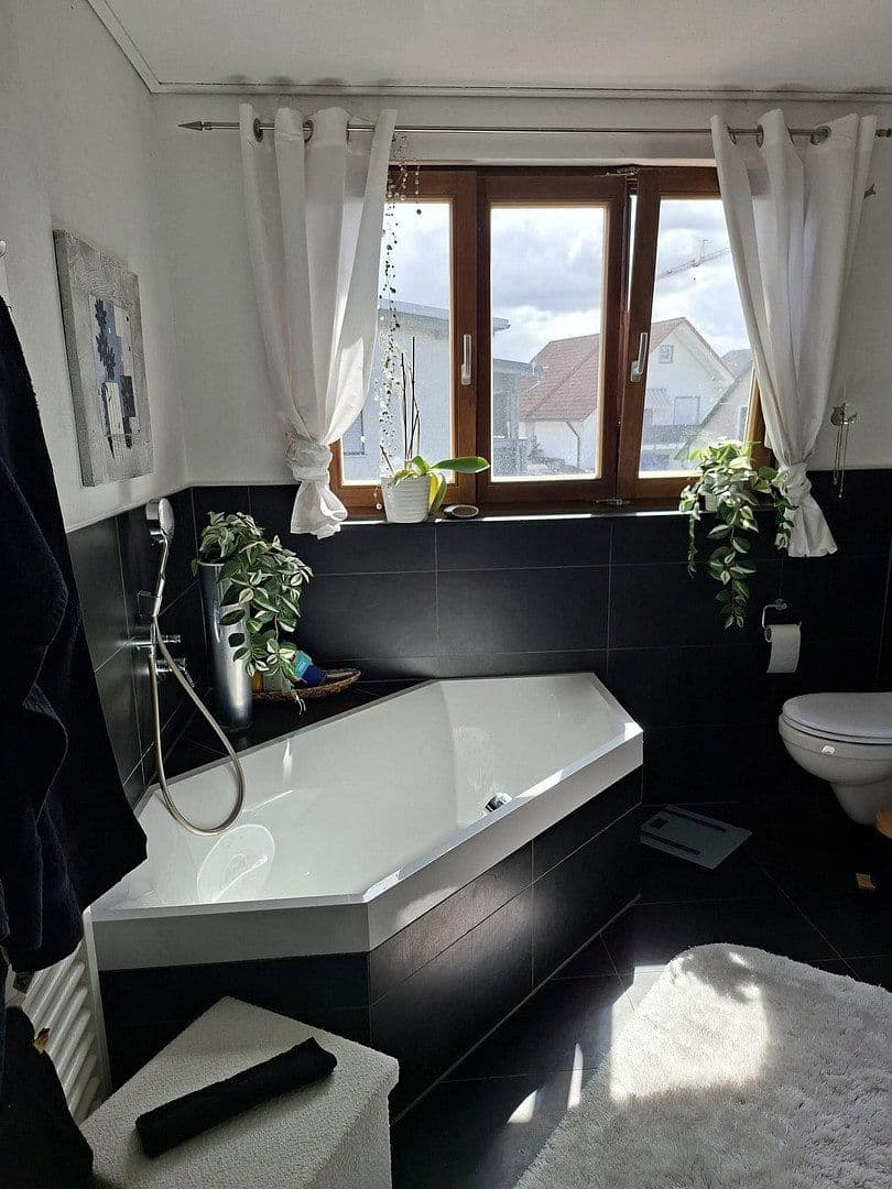 Prodej domu 120 m², pozemek 320 m², Neustadt an der Donau, Bavorsko Prodej domu 120 m², pozemek 320 m², Neustadt an der Donau, Bavorsko
