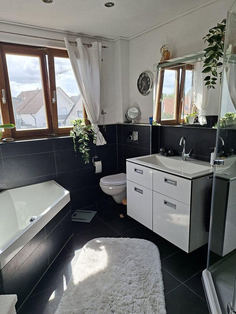 Prodej domu 120 m², pozemek 320 m², Neustadt an der Donau, Bavorsko Prodej domu 120 m², pozemek 320 m², Neustadt an der Donau, Bavorsko