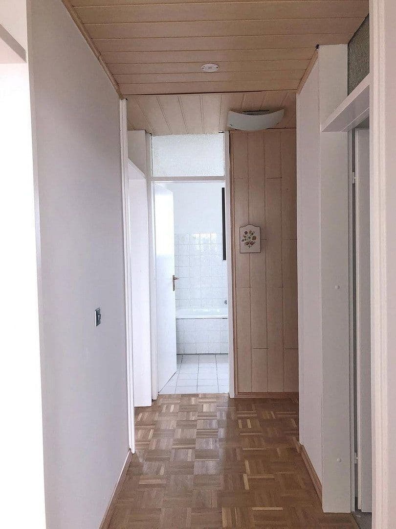 Pronájem domu 100 m², pozemek 1 m², Lerchenstraße 25, Crailsheim, Bádensko-Württembersko Pronájem domu 100 m², pozemek 1 m², Lerchenstraße 25, Crailsheim, Bádensko-Württembersko