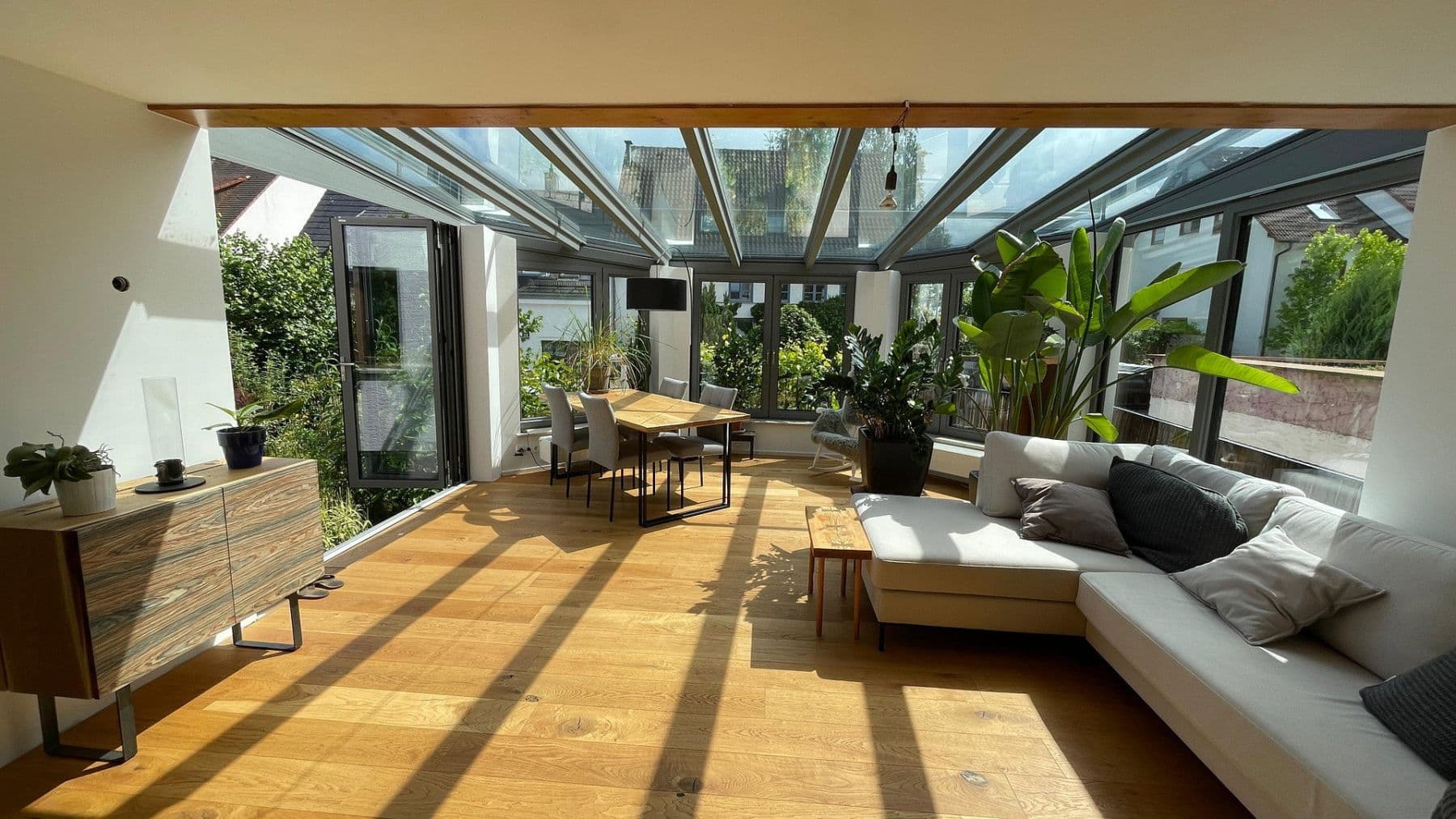 Prodej bytu 4+1 105 m², Stuttgart-Riedenberg, Bádensko-Württembersko Prodej bytu 4+1 105 m², Stuttgart-Riedenberg, Bádensko-Württembersko
