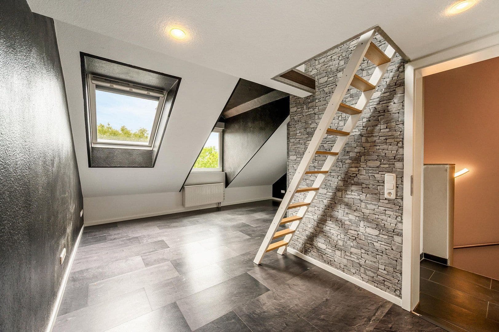 Prodej domu 141 m², pozemek 224 m², In der Wolfskaute 23, Weiterstadt, Hessen Prodej domu 141 m², pozemek 224 m², In der Wolfskaute 23, Weiterstadt, Hessen
