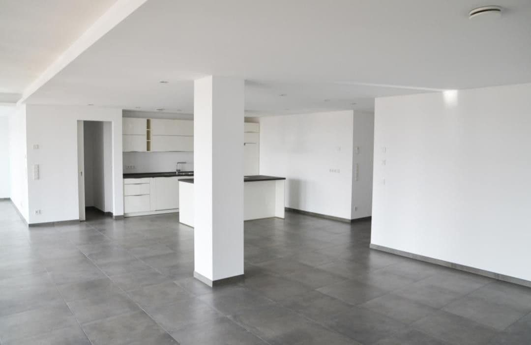 Pronájem bytu 5+1 194 m², Hauptstr. 29, Leinfelden-Echterdingen, Bádensko-Württembersko Pronájem bytu 5+1 194 m², Hauptstr. 29, Leinfelden-Echterdingen, Bádensko-Württembersko