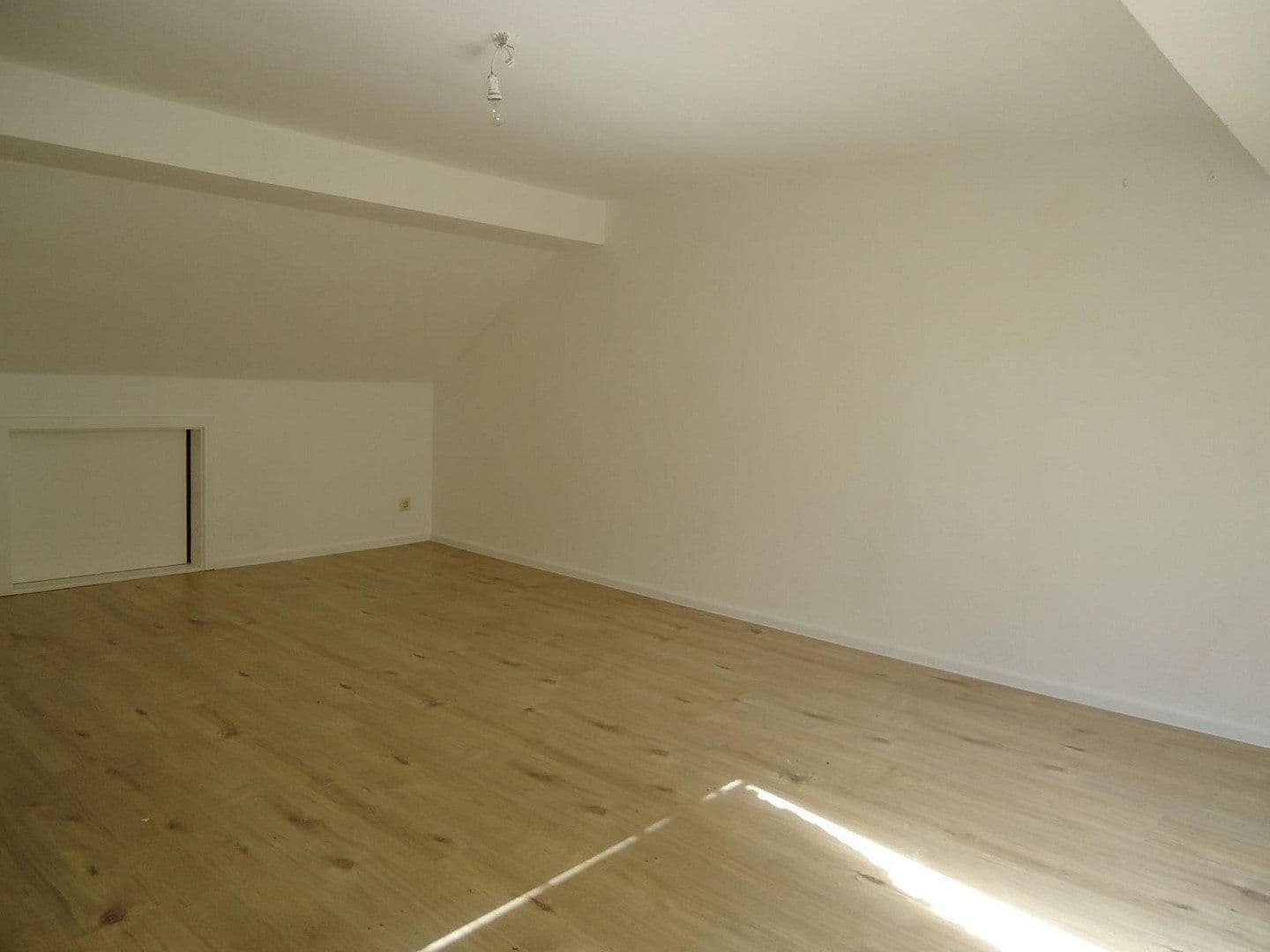 Prodej domu 152 m², pozemek 416 m², Meisenstraße 12, München, Bavorsko Prodej domu 152 m², pozemek 416 m², Meisenstraße 12, München, Bavorsko