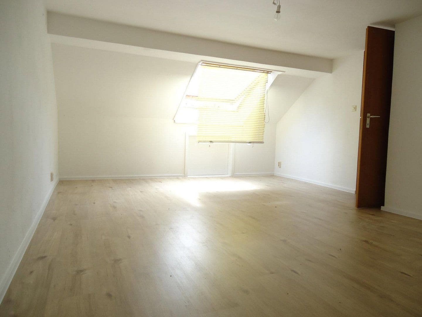 Prodej domu 152 m², pozemek 416 m², Meisenstraße 12, München, Bavorsko Prodej domu 152 m², pozemek 416 m², Meisenstraße 12, München, Bavorsko