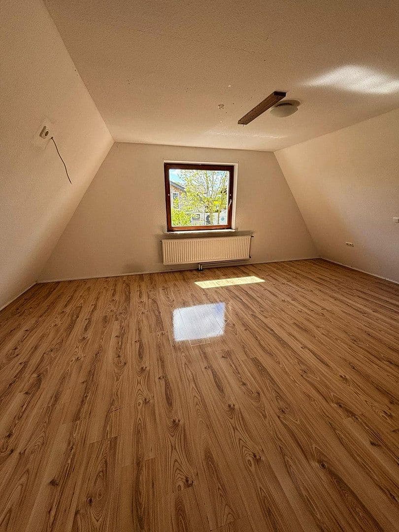 Prodej domu 162 m², pozemek 1.317 m², Alte Salzstr. 28, Bösdorf, Šlesvicko-Holštýnsko Prodej domu 162 m², pozemek 1.317 m², Alte Salzstr. 28, Bösdorf, Šlesvicko-Holštýnsko