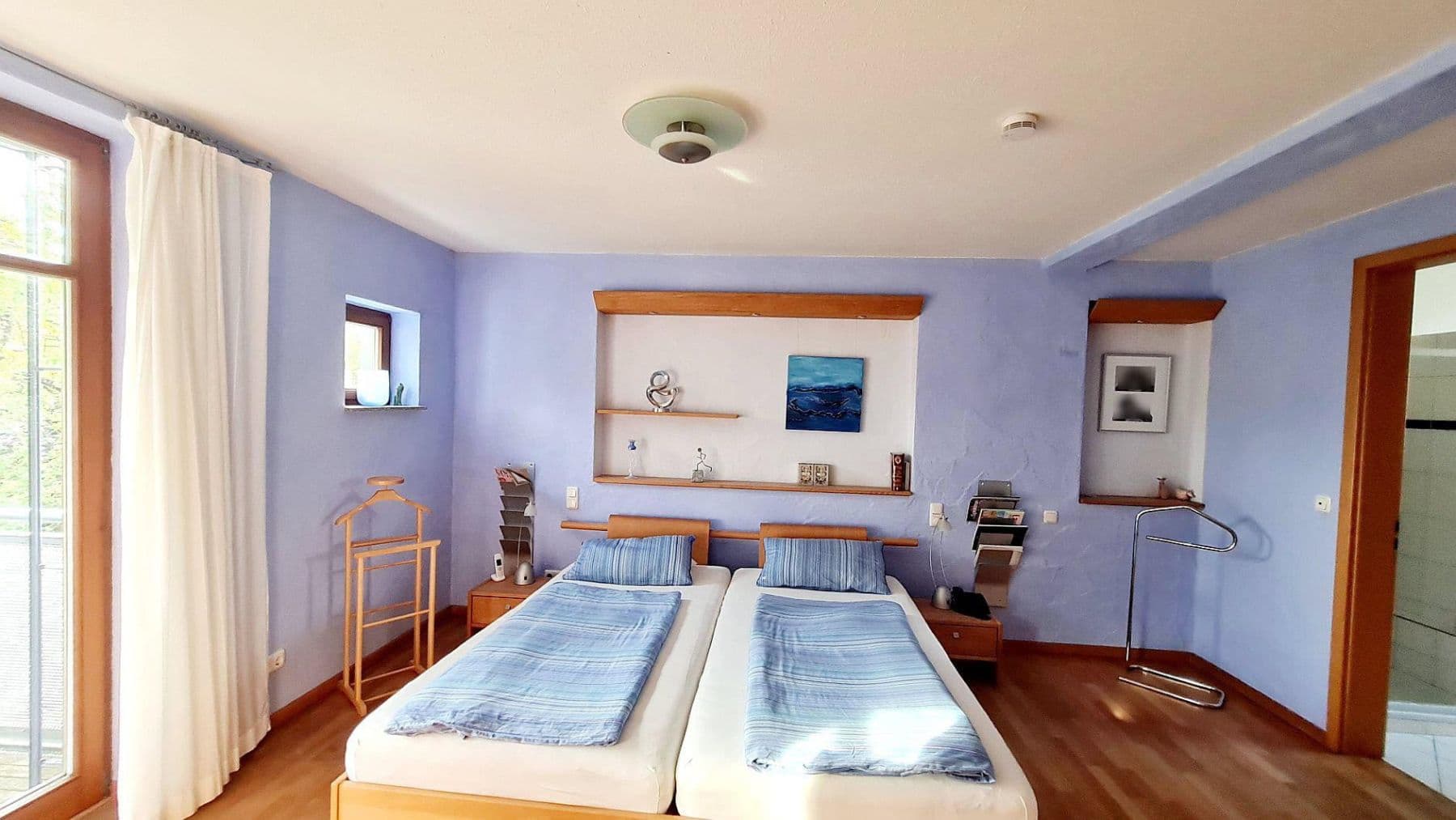 Prodej domu 273 m², pozemek 634 m², Geroldshausen, Bavorsko Prodej domu 273 m², pozemek 634 m², Geroldshausen, Bavorsko