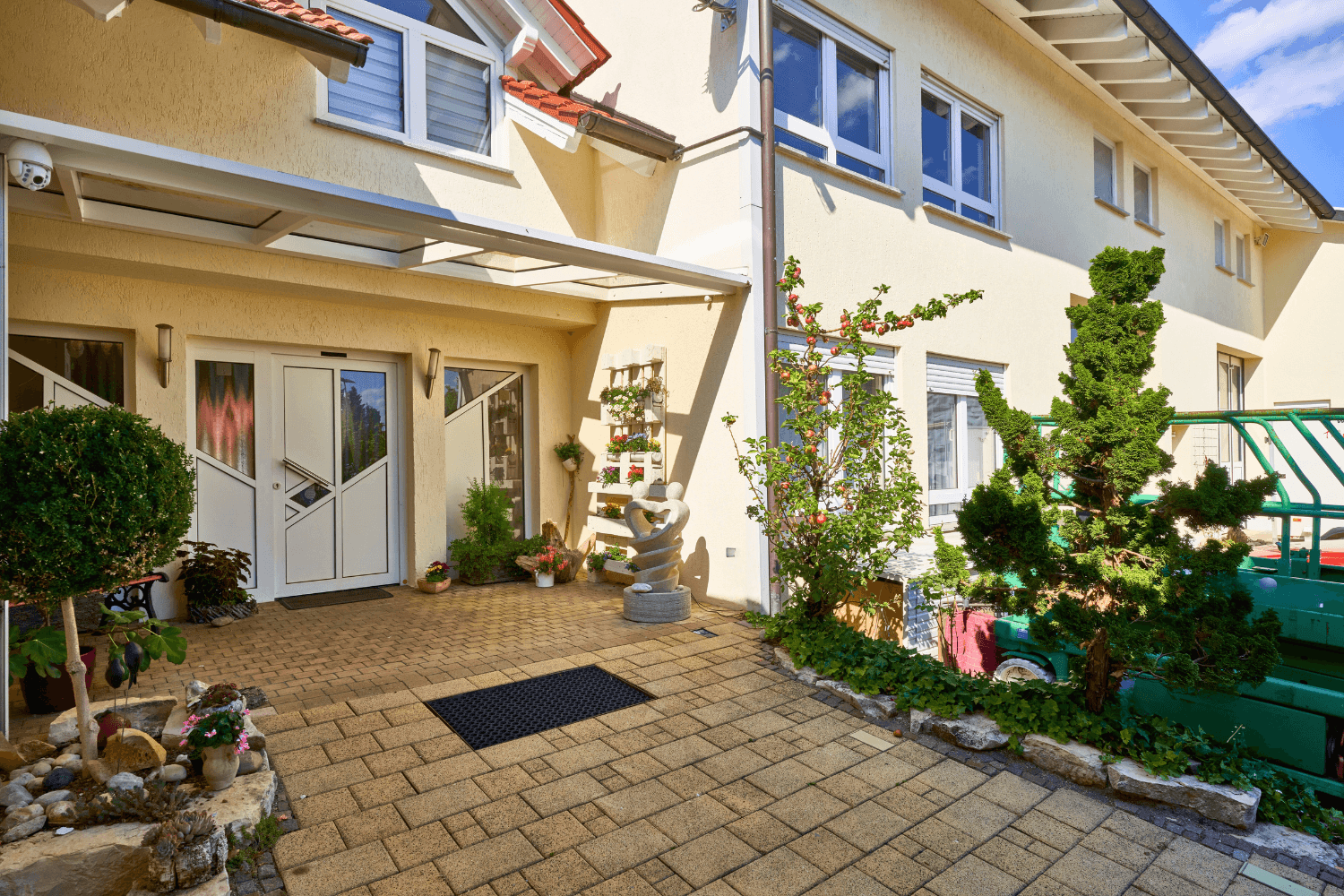 Prodej domu 225 m², pozemek 1.214 m², Lauingen (Donau), Bavorsko Prodej domu 225 m², pozemek 1.214 m², Lauingen (Donau), Bavorsko