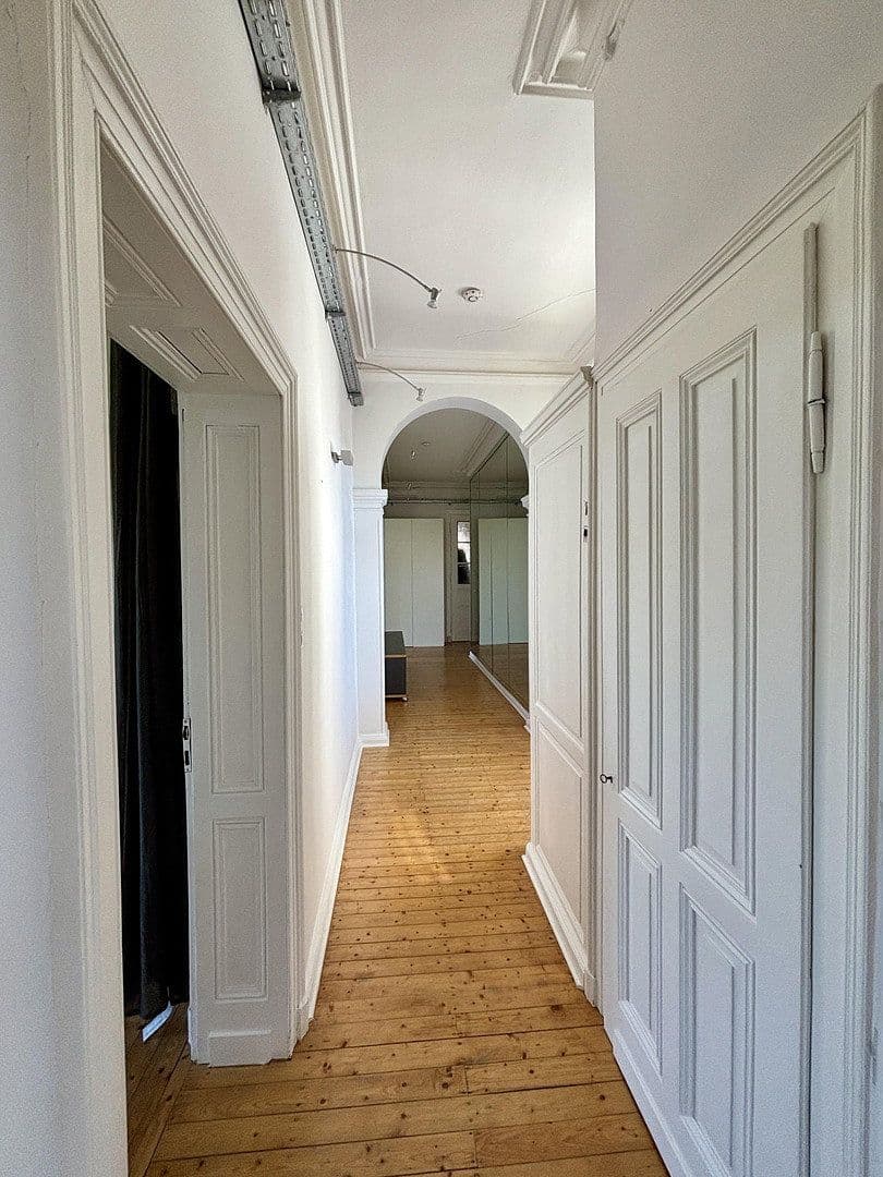 Pronájem bytu 4+kk 140 m², Bismarckstr. 94, Cáchy, Severní Porýní-Vestfálsko Pronájem bytu 4+kk 140 m², Bismarckstr. 94, Cáchy, Severní Porýní-Vestfálsko