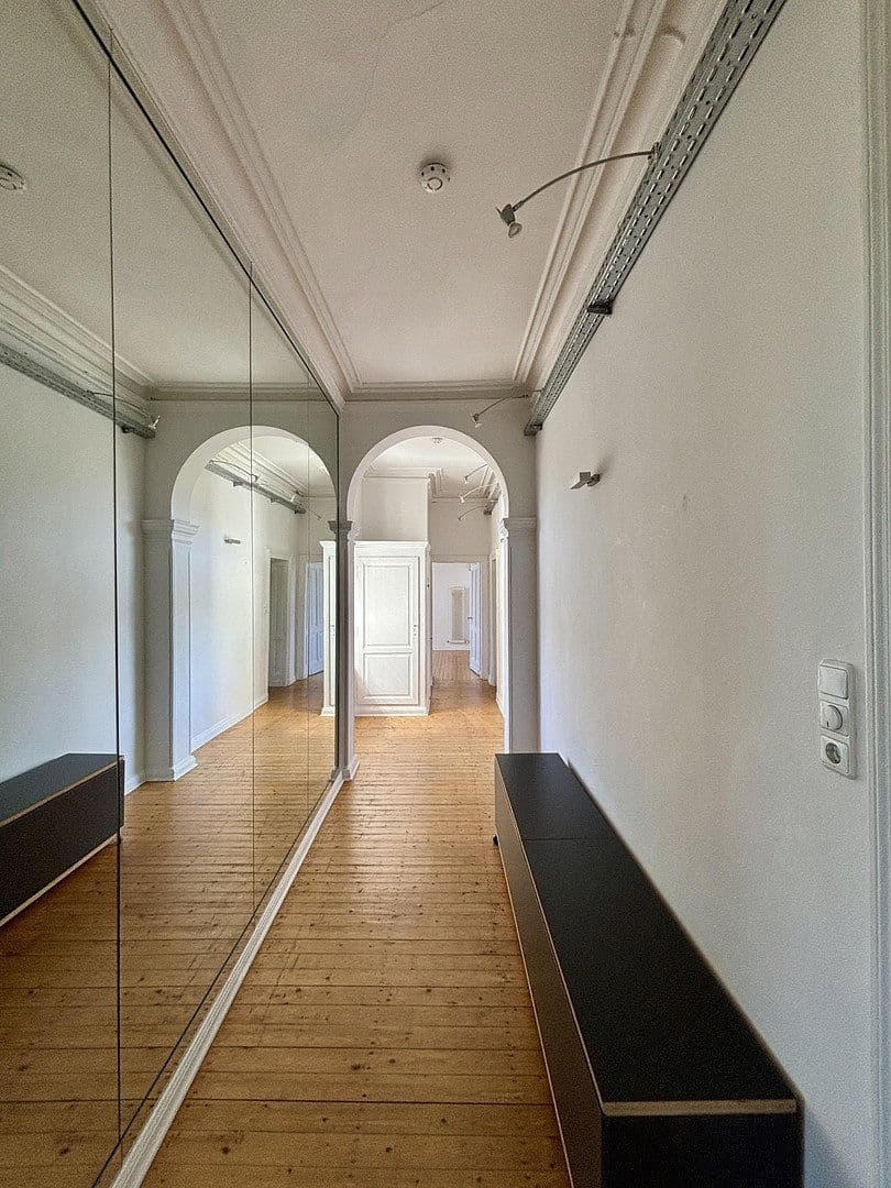 Pronájem bytu 4+kk 140 m², Bismarckstr. 94, Cáchy, Severní Porýní-Vestfálsko Pronájem bytu 4+kk 140 m², Bismarckstr. 94, Cáchy, Severní Porýní-Vestfálsko